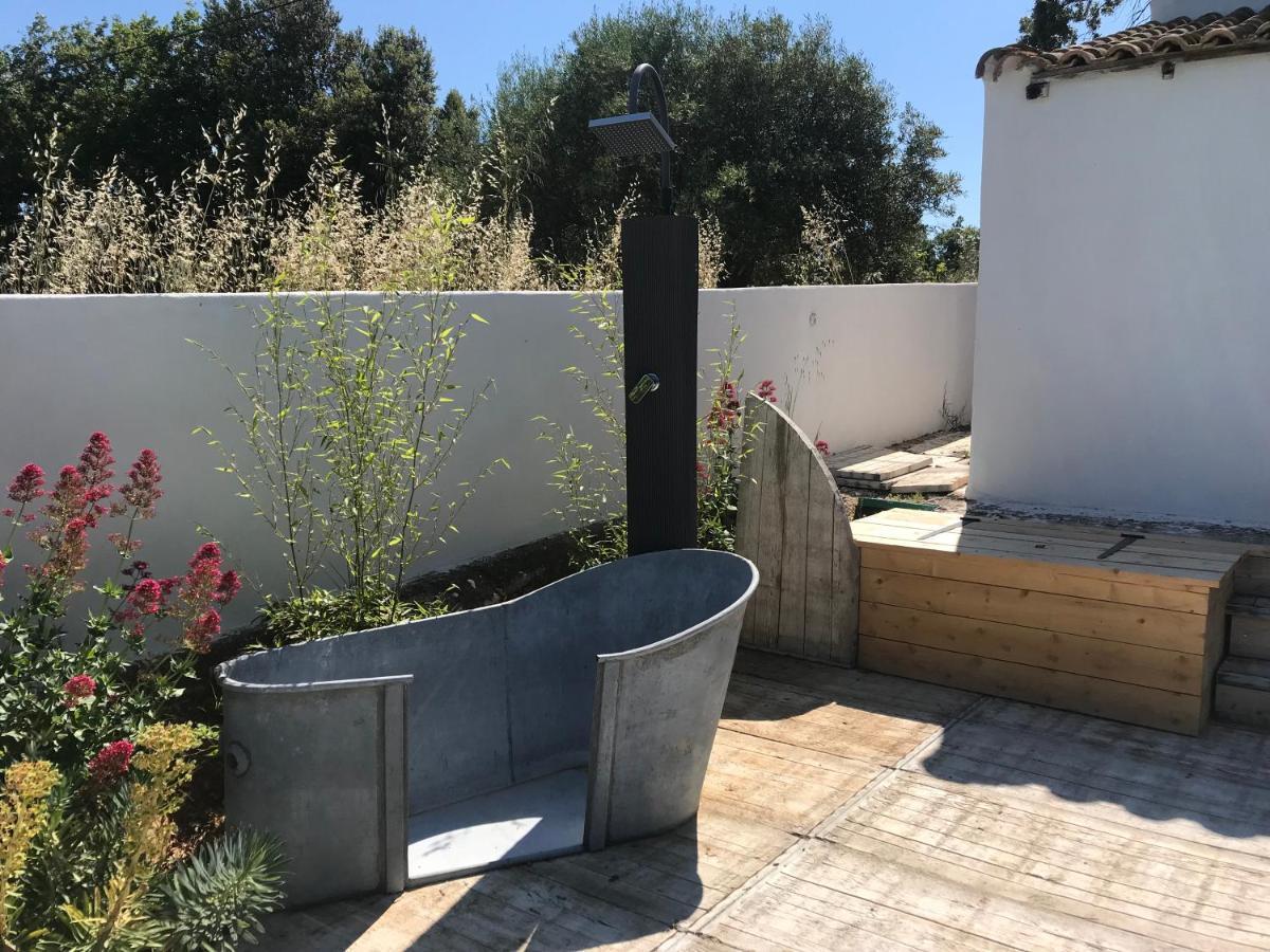 La Petite Sardine Bed and Breakfast Lirac Buitenkant foto