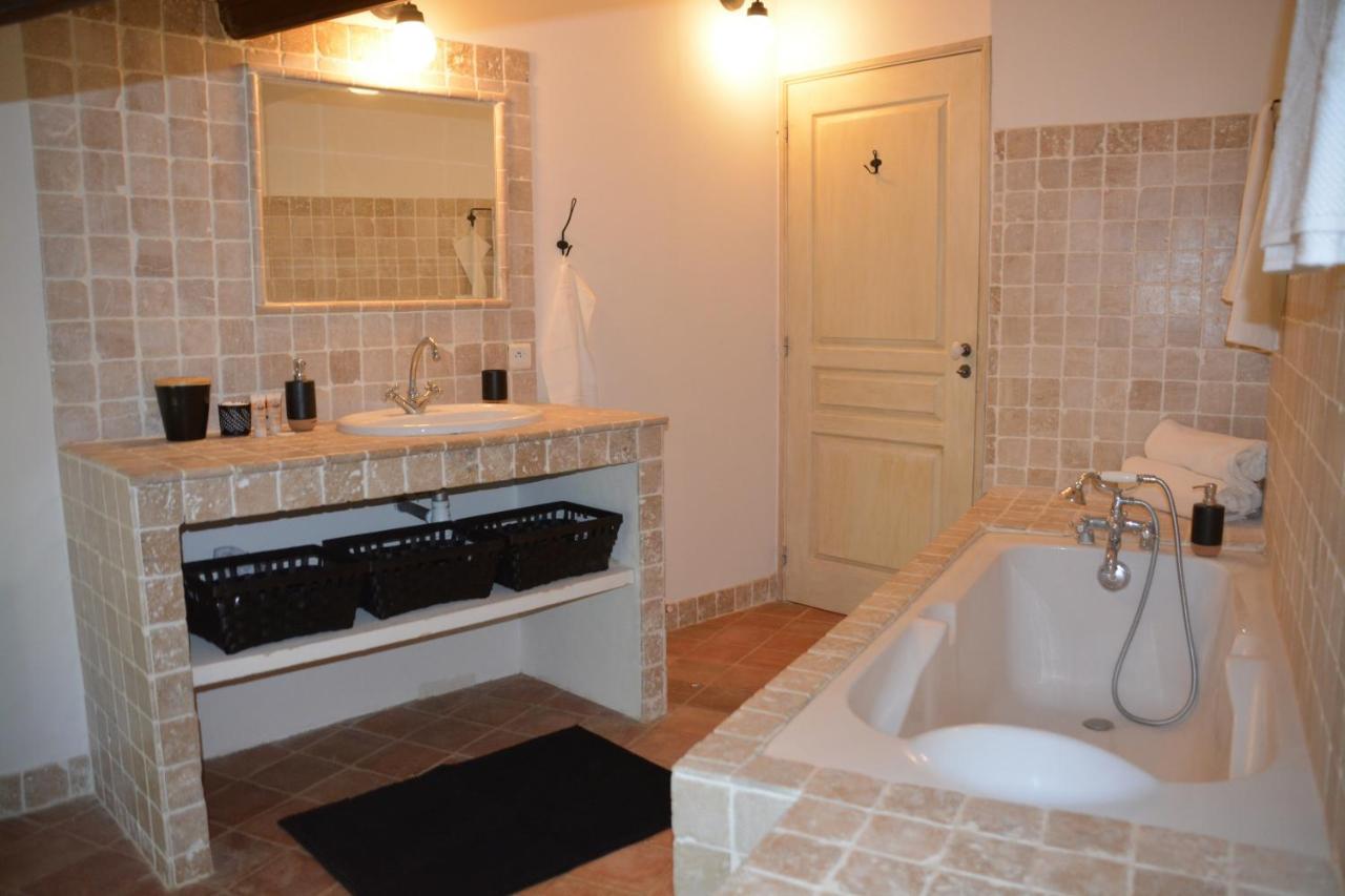 La Petite Sardine Bed and Breakfast Lirac Buitenkant foto