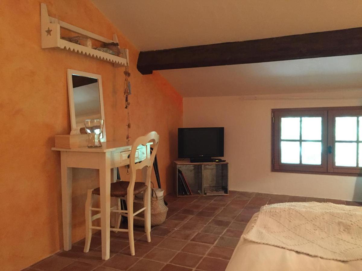 La Petite Sardine Bed and Breakfast Lirac Buitenkant foto
