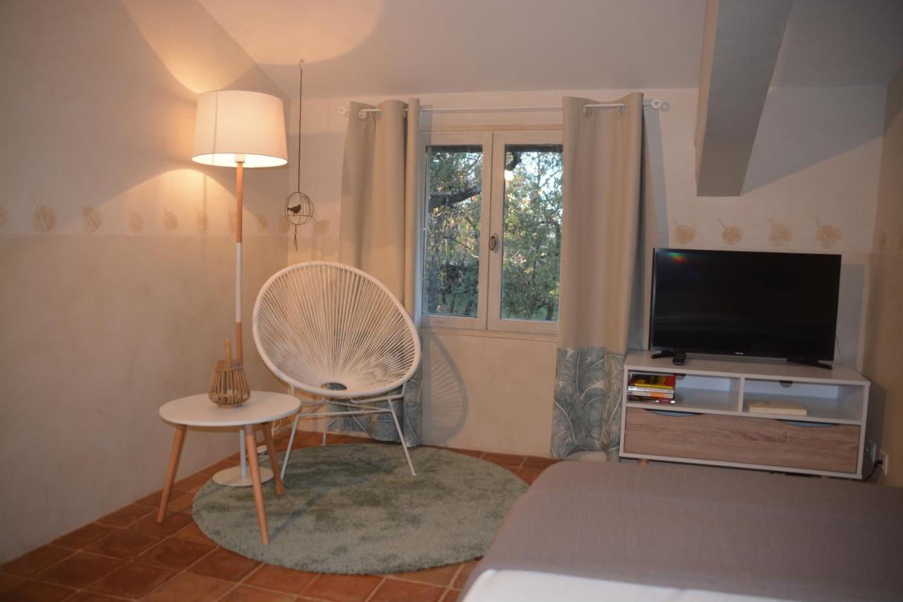 La Petite Sardine Bed and Breakfast Lirac Buitenkant foto
